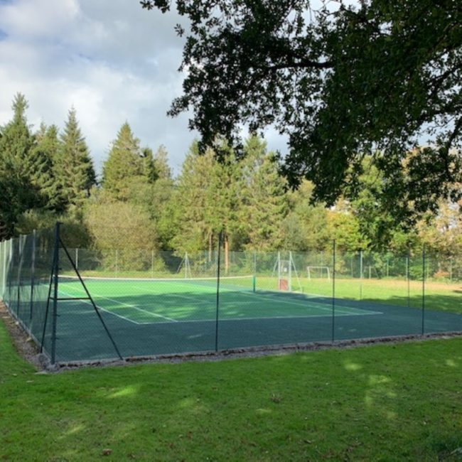 Tennis court at Forest Glade